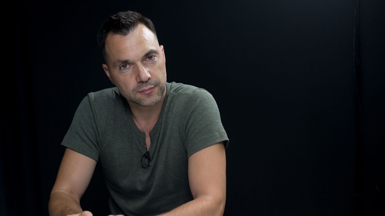 Великий гуманіст і захисник хороших русскіх. Як згасає політична зірка Олексія Арестовича?