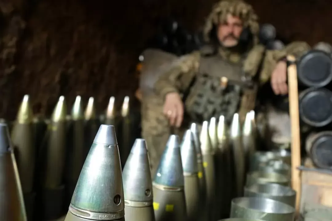 Ми не можемо просити зброю у партнерів, якщо вона лежить у нас на складах, – Береза Ми не можемо просити зброю у партнерів, якщо вона лежить у нас на складах, – Береза