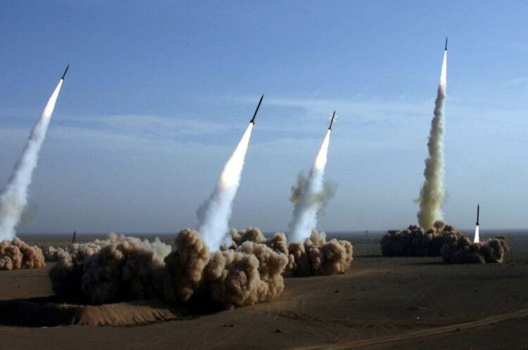 Експерт розповів, якою має бути відповідь України на ракетні обстріли РФ