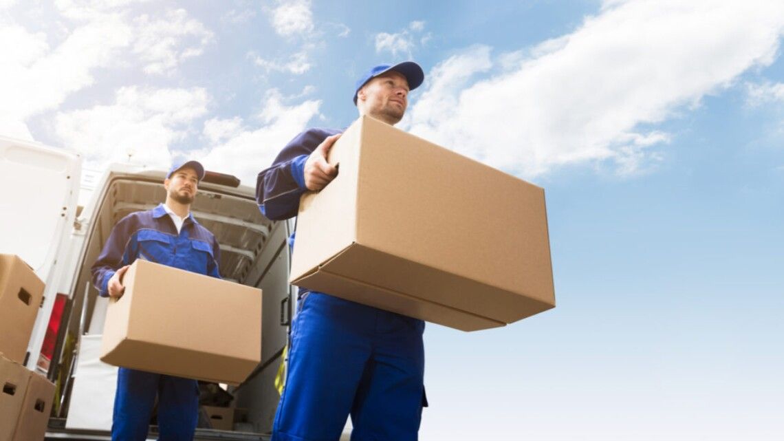 Релокація українських підприємств: плюси, мінуси та “економічний патріотизм” 