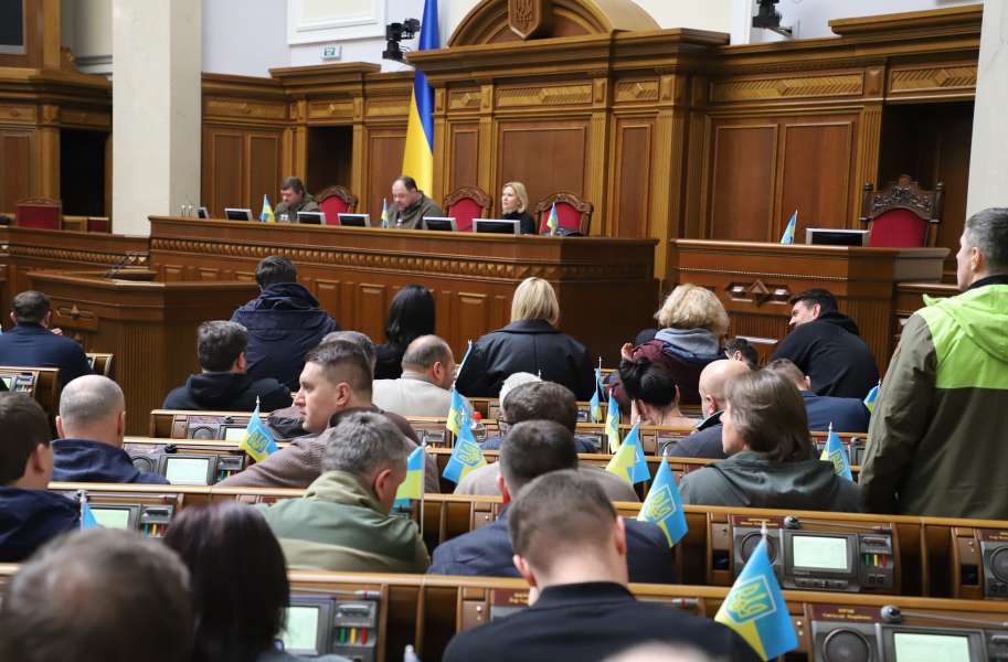 Мобілізація та заборона УПЦ МП: що відомо про скандальні законопроєкти та коли їх ухвалять Мобілізація та заборона УПЦ МП: що відомо про скандальні законопроєкти та коли їх ухвалять
