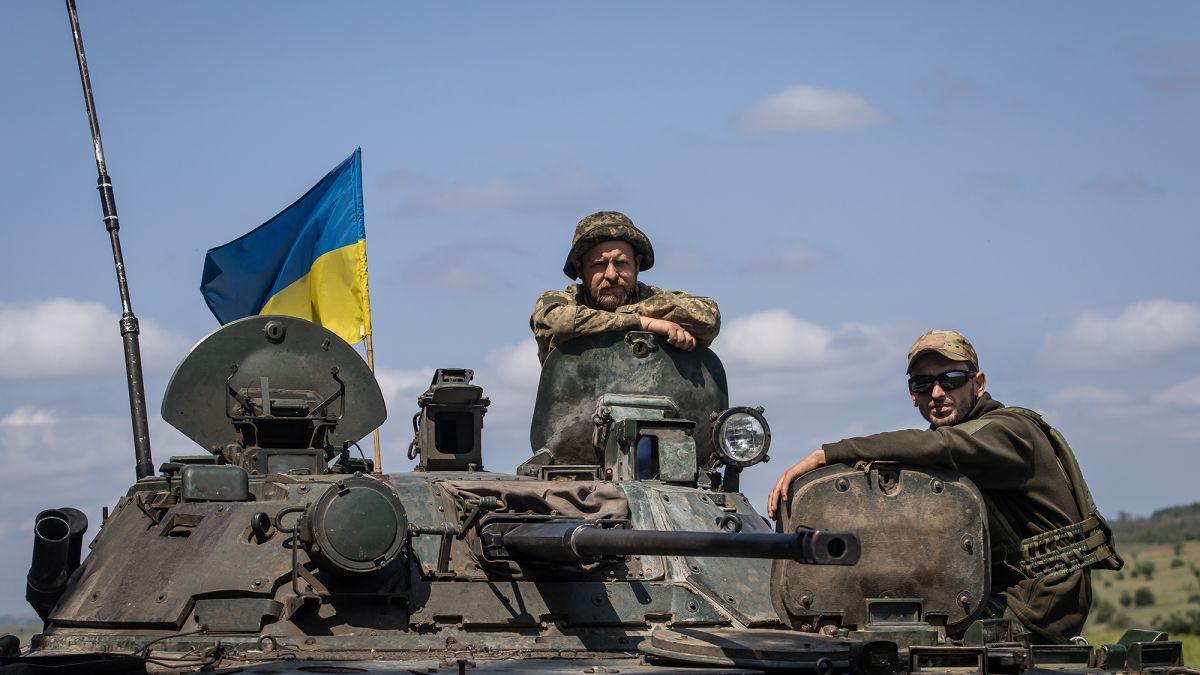 Велика мобілізація на Росії, новий фронт на Сумщині та рейди РДК: як розвиватиметься війна Велика мобілізація на Росії, новий фронт на Сумщині та рейди РДК: як розвиватиметься війна